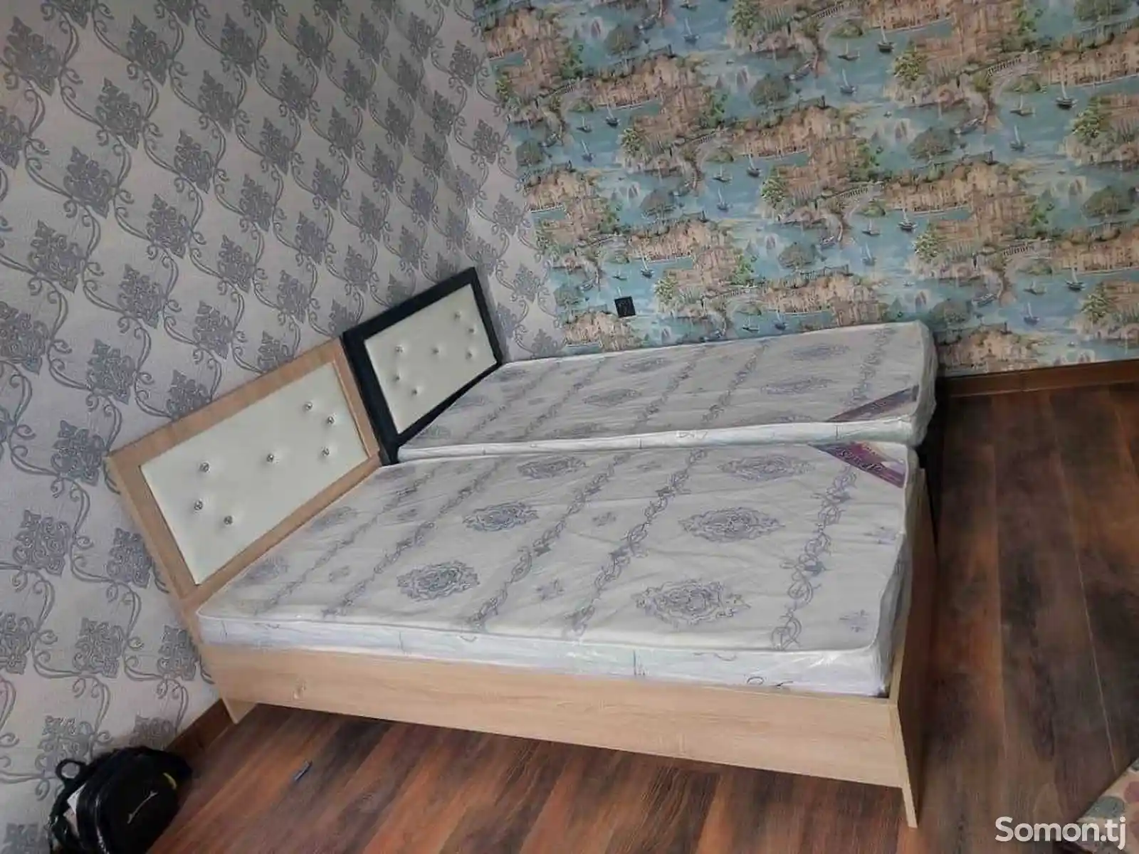 Кровать с матрасом-5