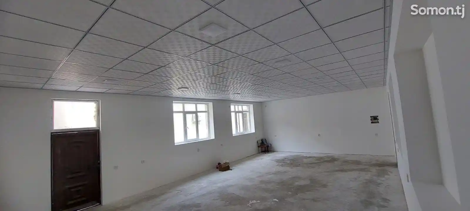 Помещение под офис, 80м², Ширинихои Точикистон, Магазином Амид-3