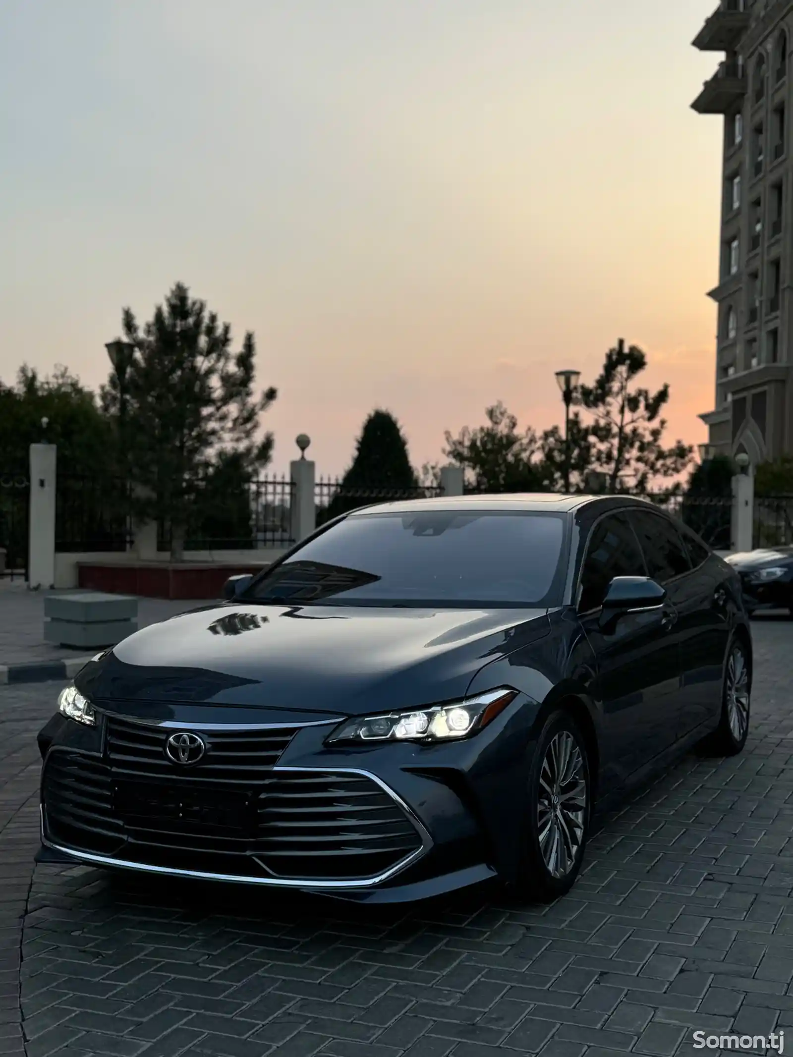 Toyota Avalon, 2020-3