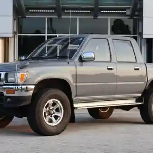 Лобовое стекло Toyota Hilux Pickup 1998