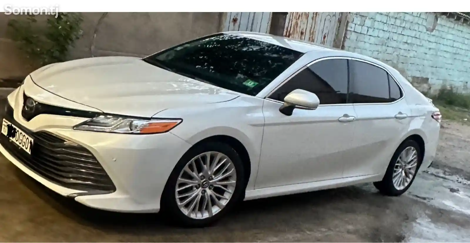 Toyota Camry, 2018-10