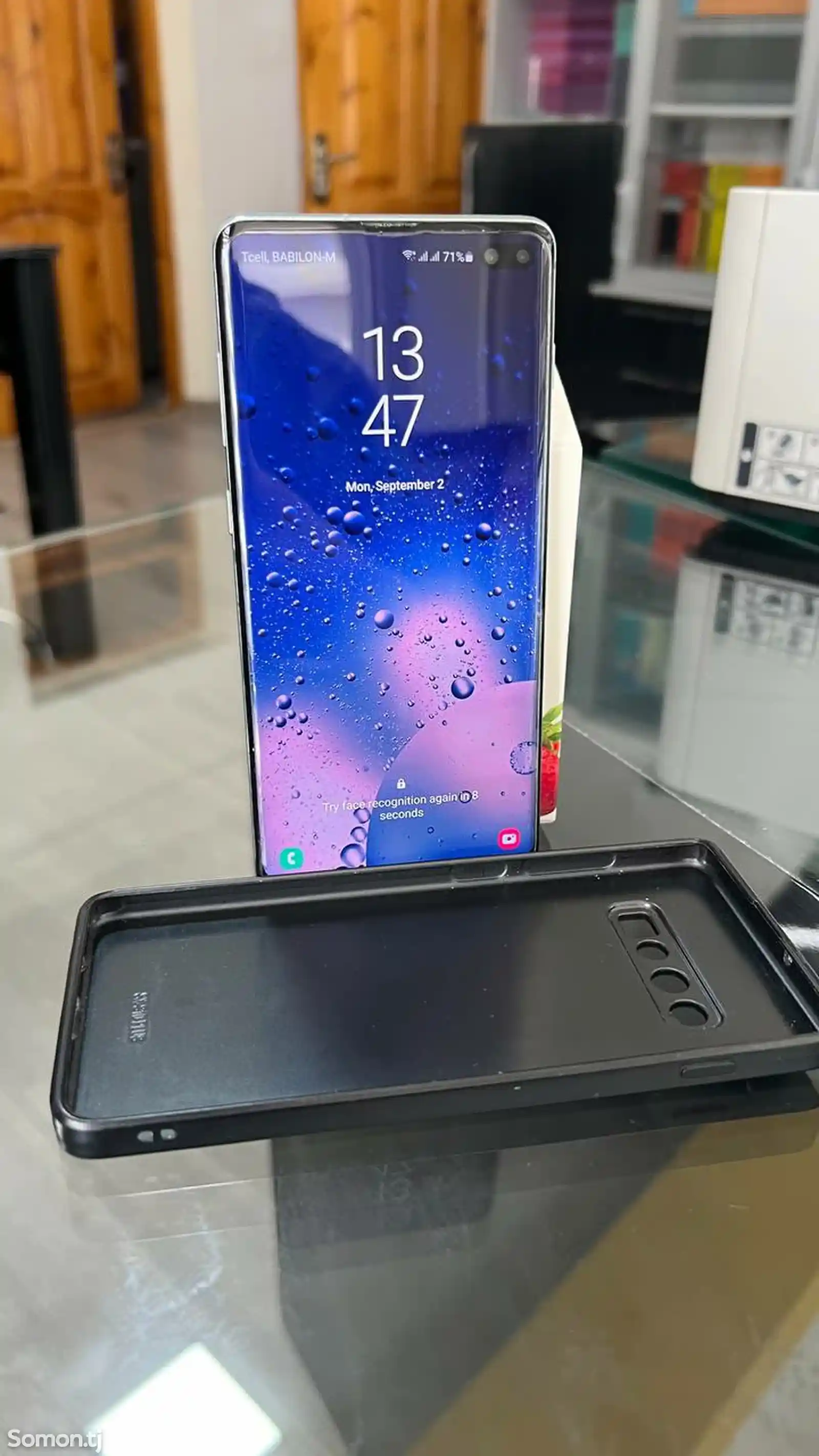 Samsung Galaxy S10+ plus-1