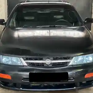 Nissan Maxima, 1998