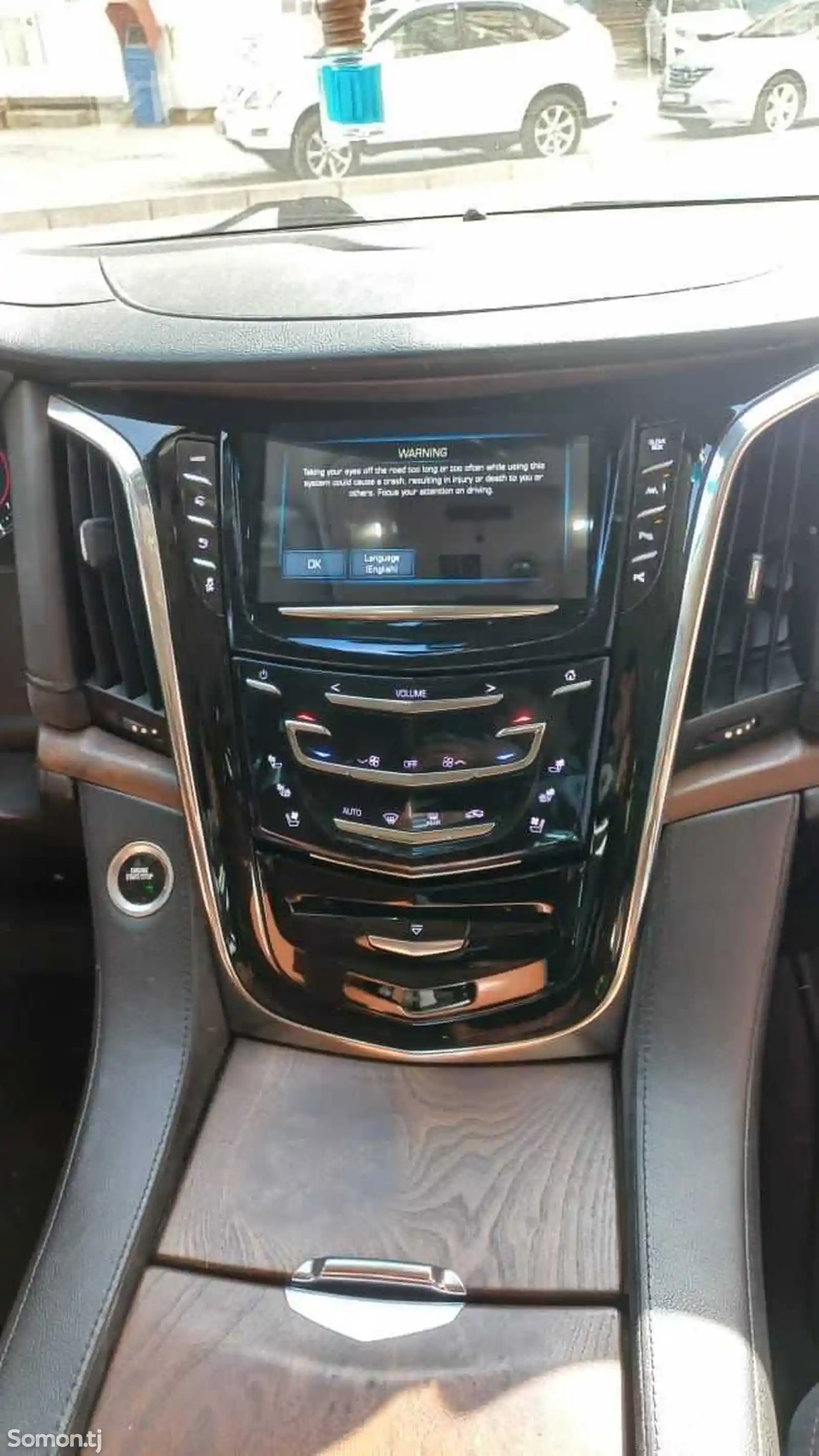 Cadillac Escalade, 2017-7
