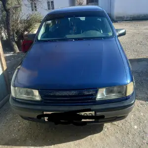 Opel Vectra A, 1992