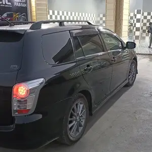 Toyota Fielder, 2011