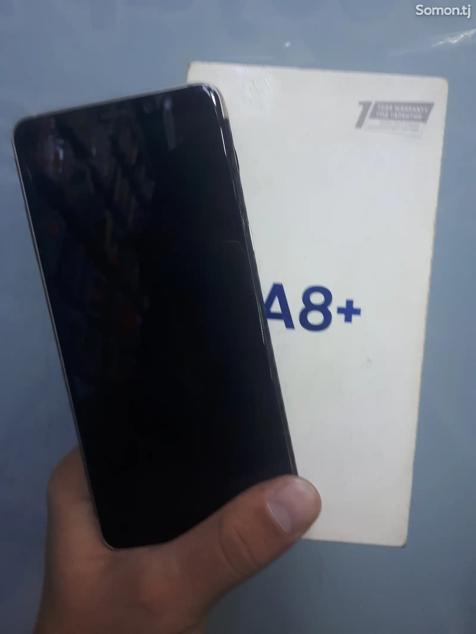 Samsung Galaxy A8+-1