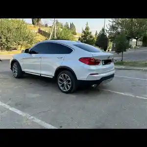 BMW X4, 2016