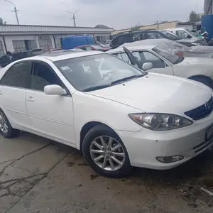 Toyota Camry, 2003