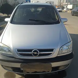 Opel Zafira, 2000