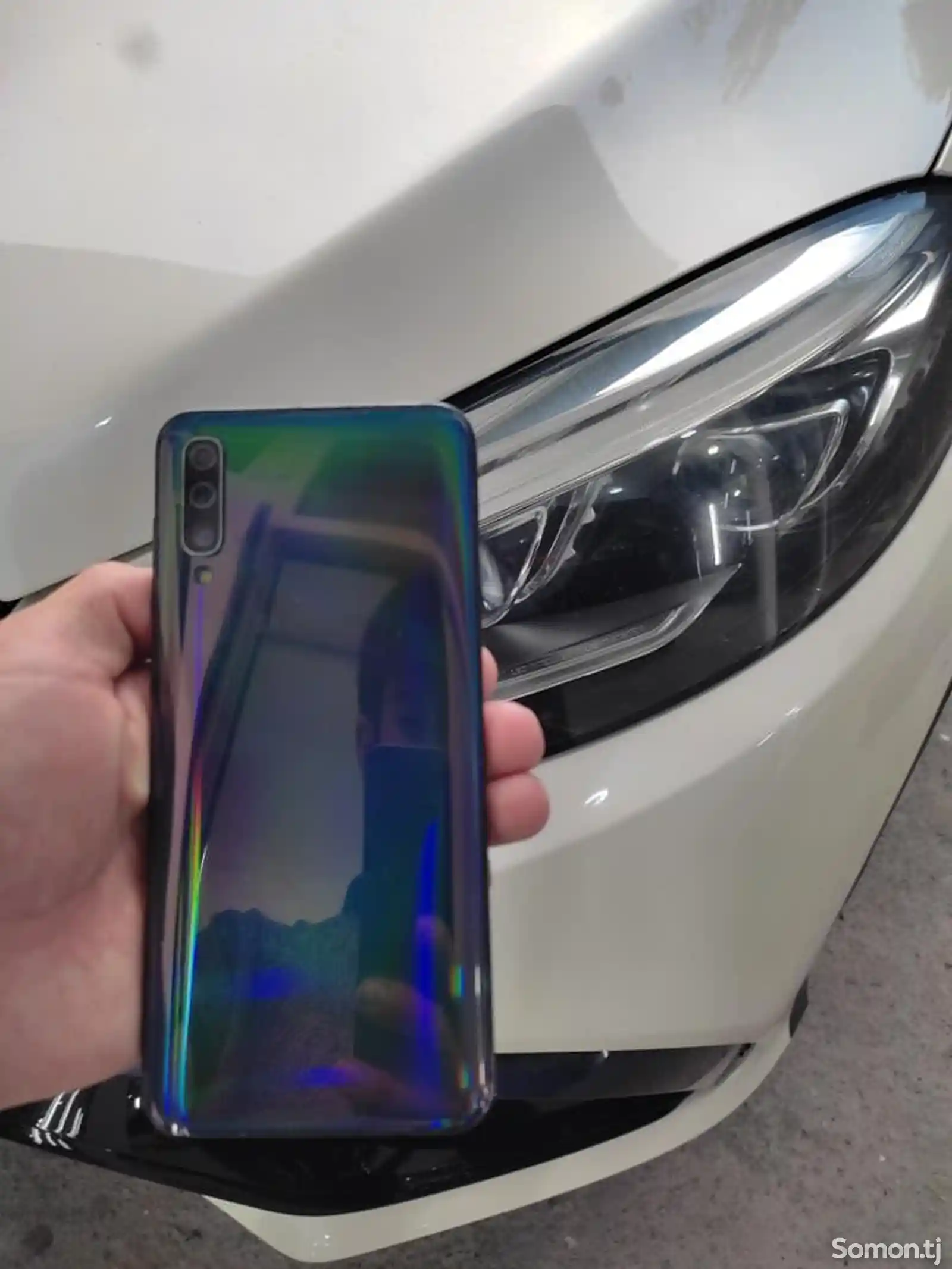 Samsung Galaxy A50-1