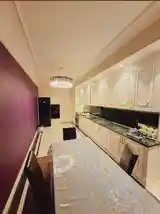 2-комн. квартира, 11 этаж, 94м², Овир, Зелёный базар-7