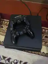 Игровая приставка PlayStation 4-4