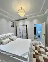 2-комн. квартира, 12 этаж, 92м², Сомони-5