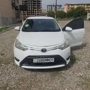 Toyota Yaris, 2015