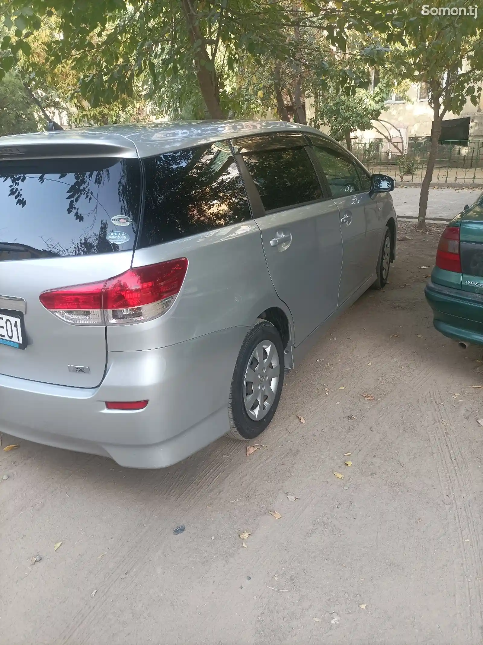 Toyota Wish, 2010-5