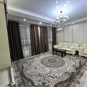 2-комн. квартира, 5 этаж, 82м², Дом печать