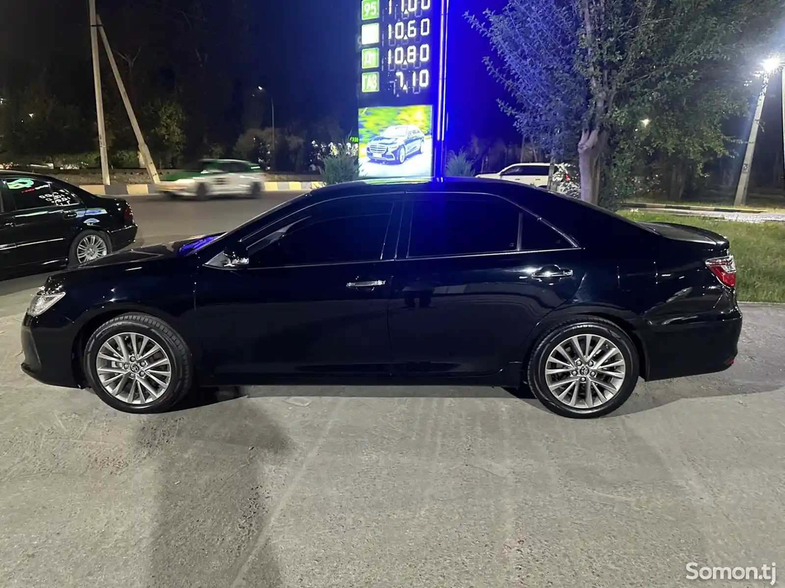 Toyota Camry, 2015-12