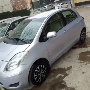 Toyota Vitz, 2008