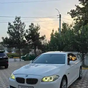 BMW 5 series, 2011