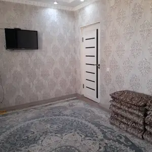 1-комн. квартира, 5 этаж, 31 м², Фирдавси, Колхоз России