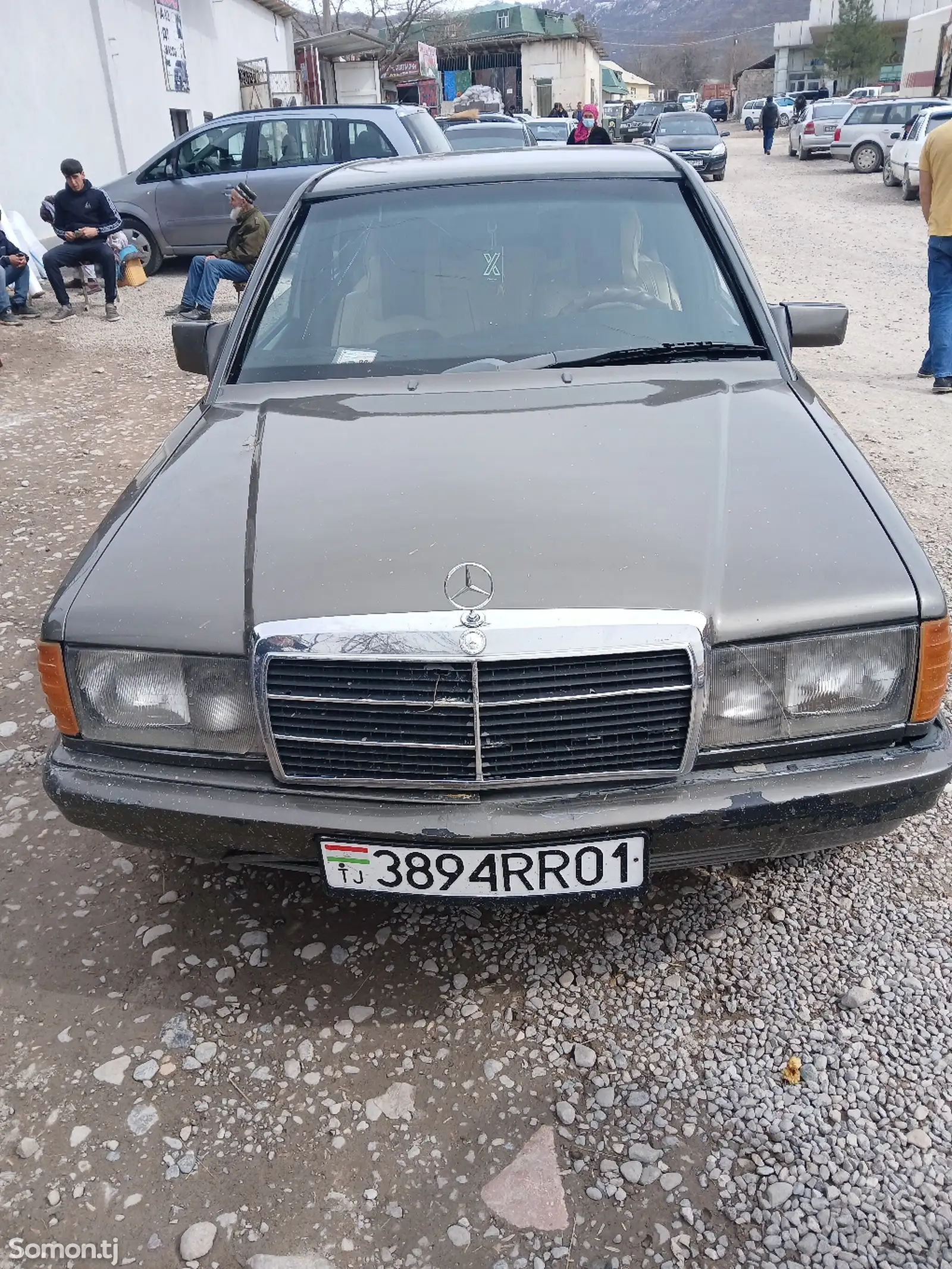 Mercedes-Benz W124, 1985-1