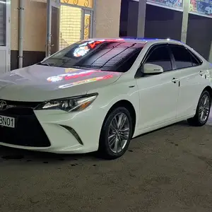 Toyota Camry, 2015