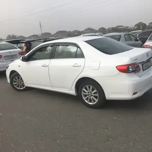 Toyota Corolla, 2011