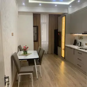 2-комн. квартира, 14 этаж, 72м², Проспект Рудаки