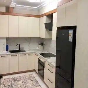 2-комн. квартира, 3 этаж, 67м², созидание