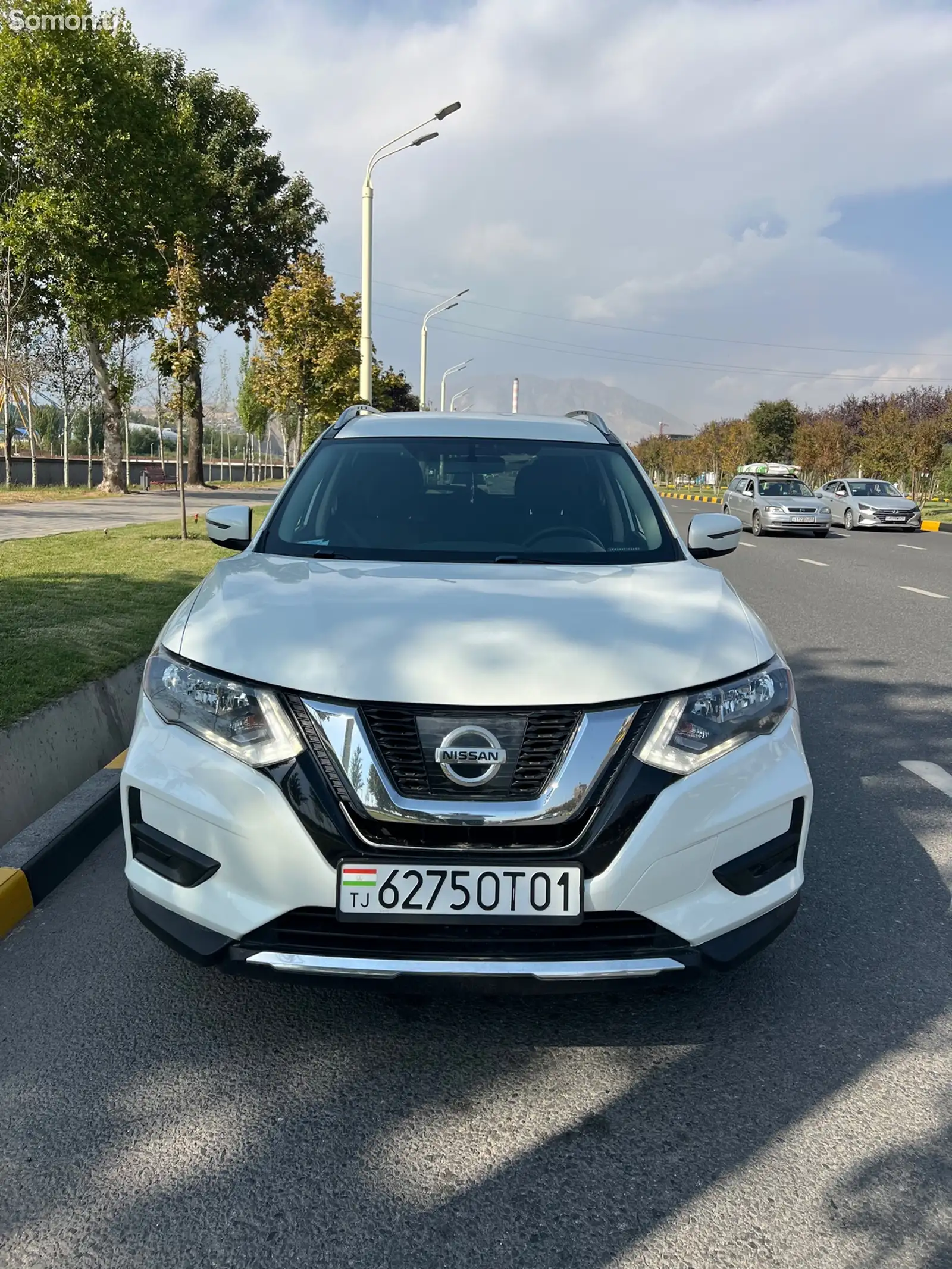 Nissan Rogue, 2017-1