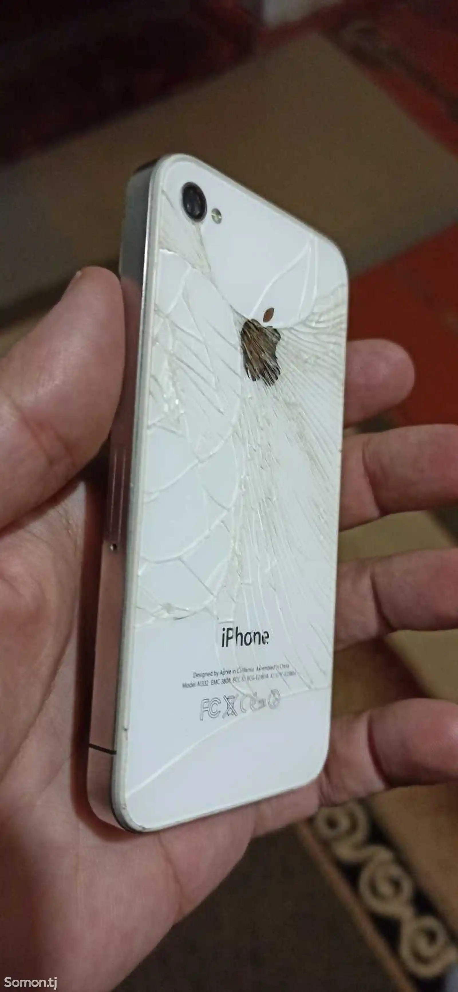 Apple iPhone 4, 8 gb на запчасти-1