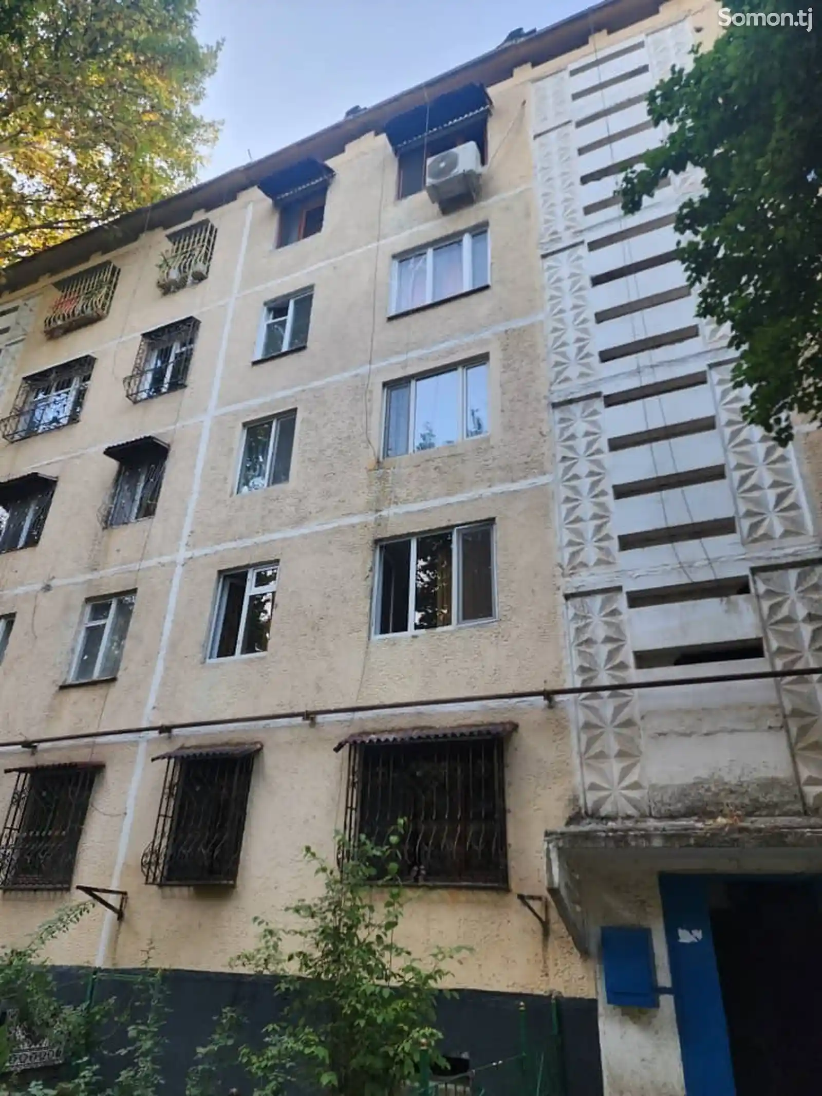 4-комн. квартира, 4 этаж, 90 м², 102 мкр-2