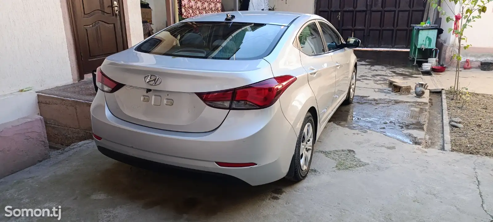 Hyundai Elantra, 2016-1