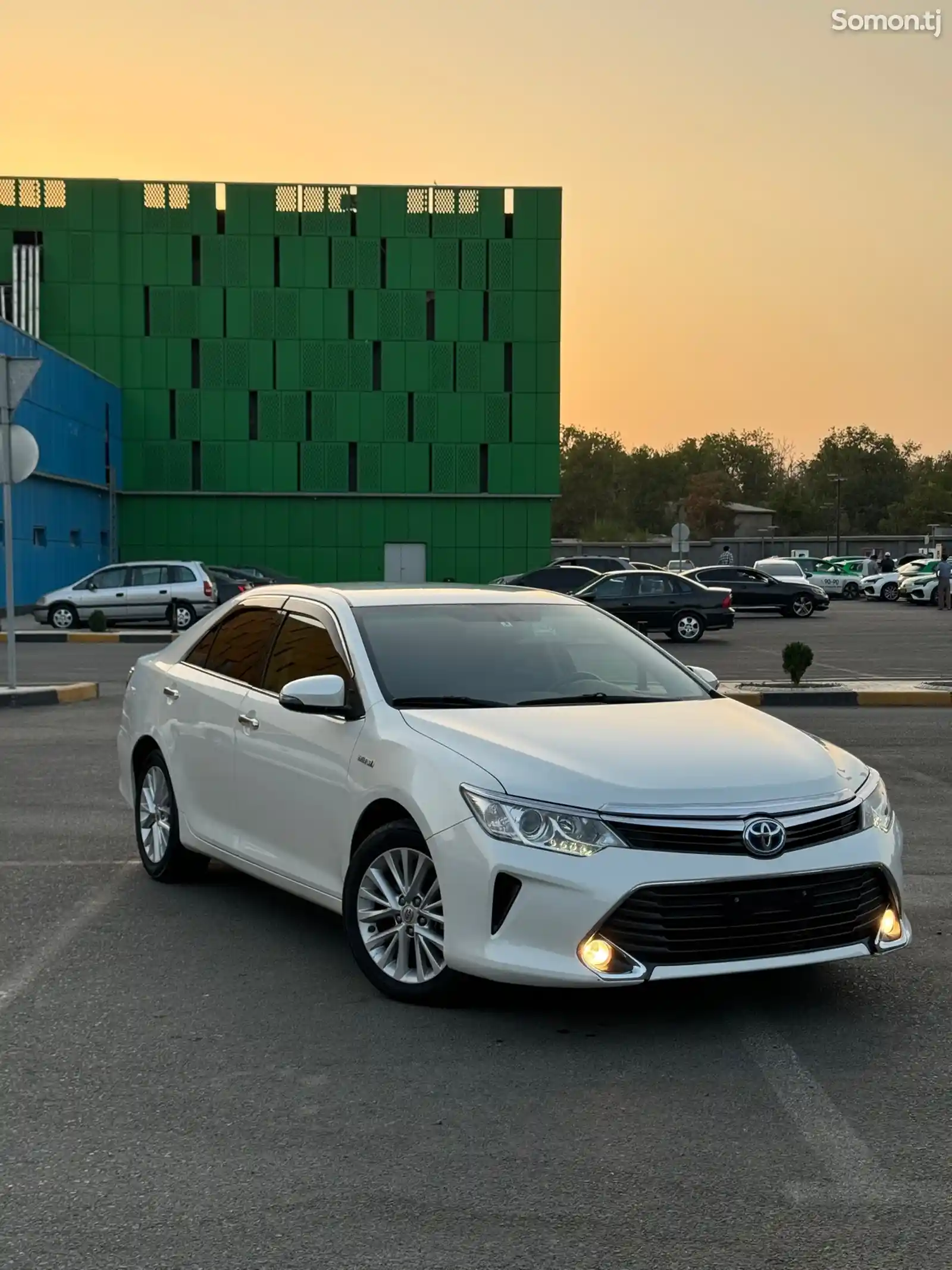 Toyota Camry, 2015-1