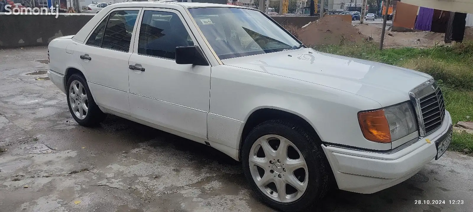 Mercedes-Benz W124, 1991-11