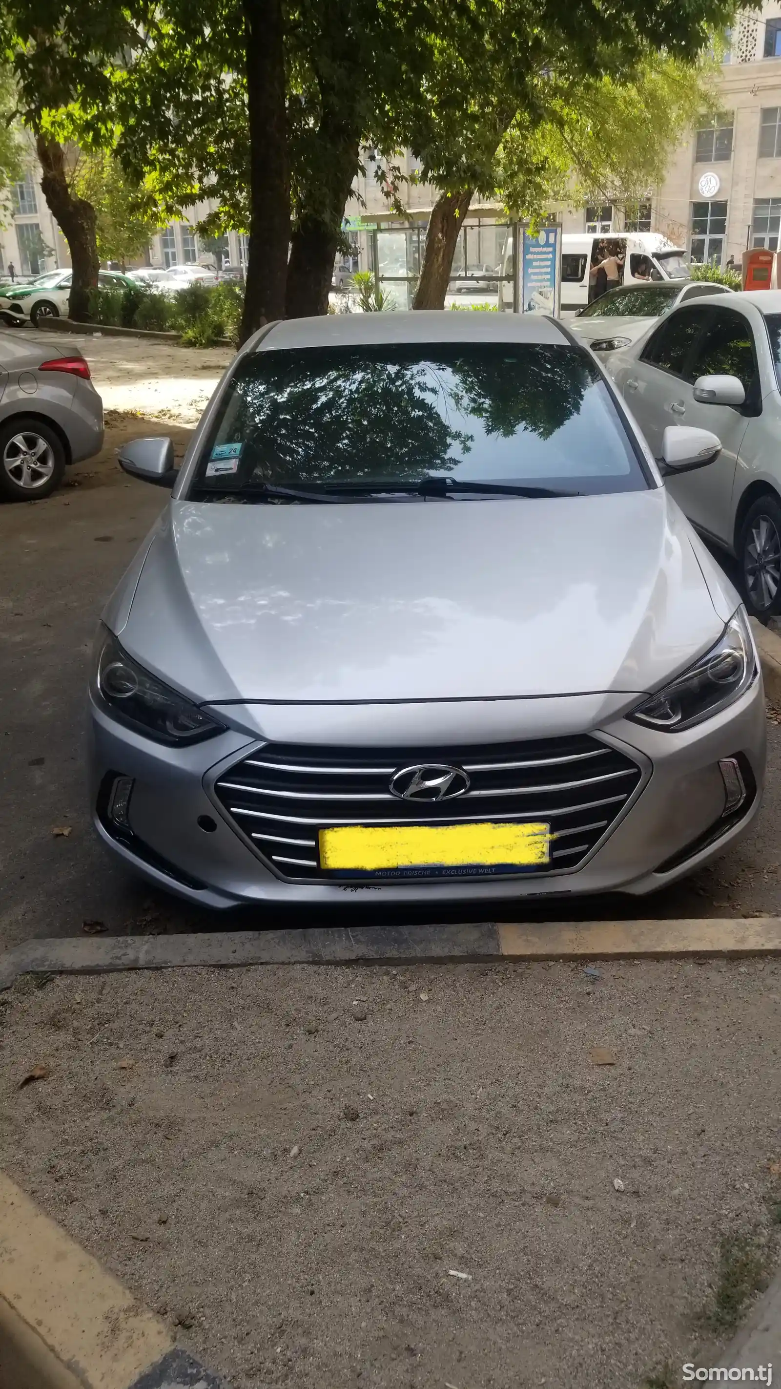 Hyundai Elantra, 2017-1