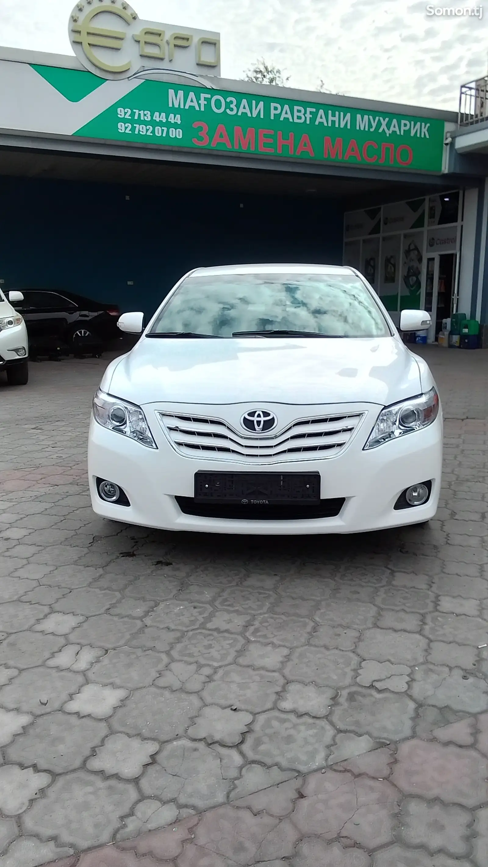 Toyota Camry, 2011-1