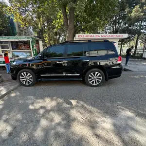 Toyota Land Cruiser, 2018