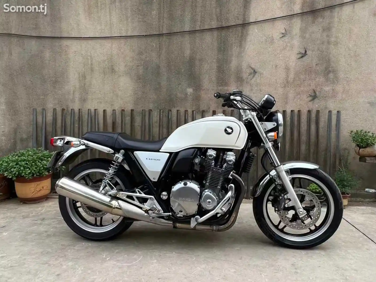 Мотоцикл Honda CB-1100cc Four на заказ-1