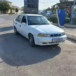 Daewoo Nexia, 1996