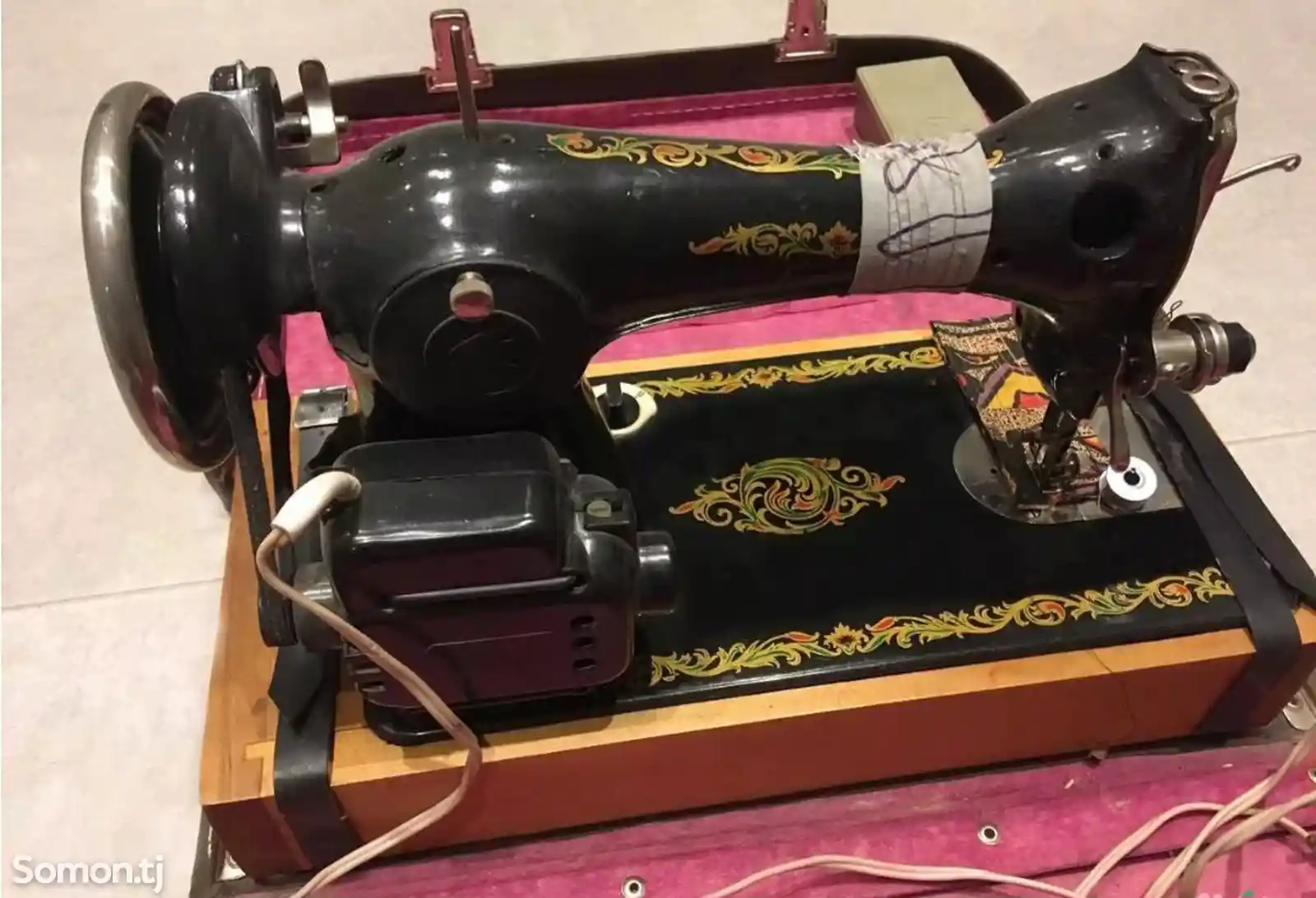 Швейная машина с мотором-2