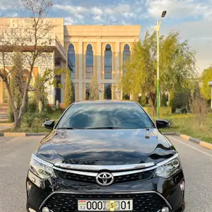 Toyota Camry, 2017