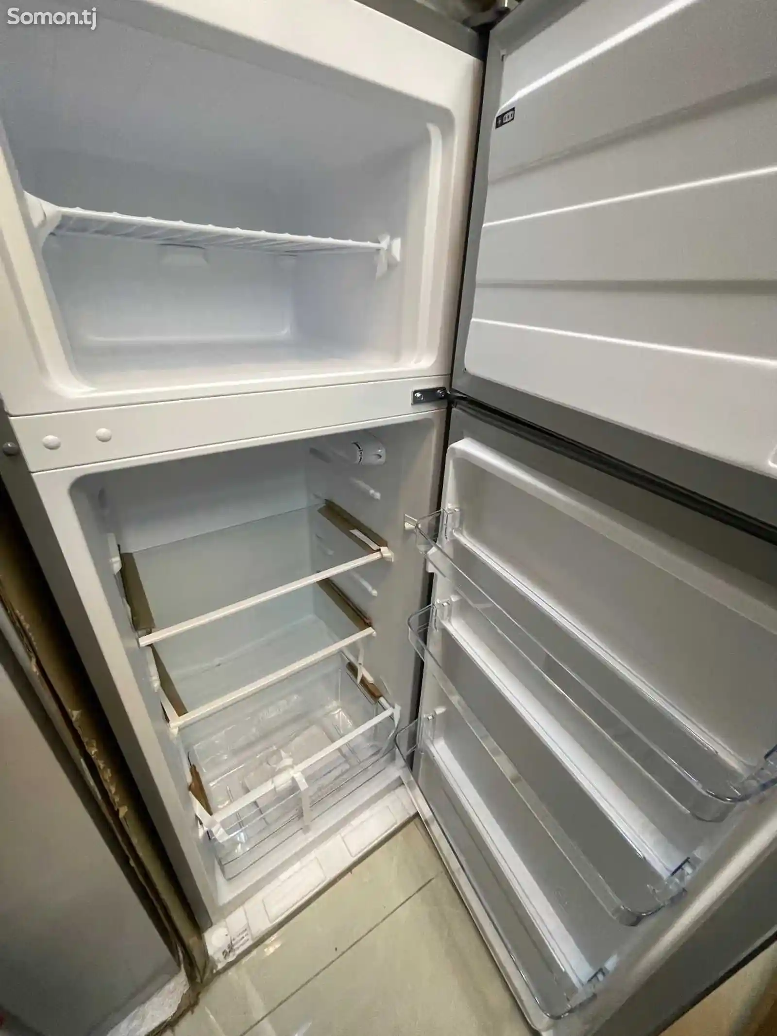 Холодильник Blesk 273-3