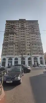 2-комн. квартира, 10 этаж, 110 м², Парк Камоли Хучанди-2