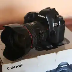 Фотоаппарат Canon 6d