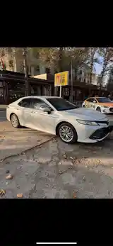 Toyota Camry, 2017-2