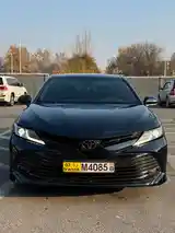 Toyota Camry, 2018-8