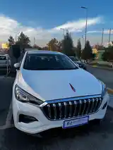 Hongqi E-HS3, 2019-4