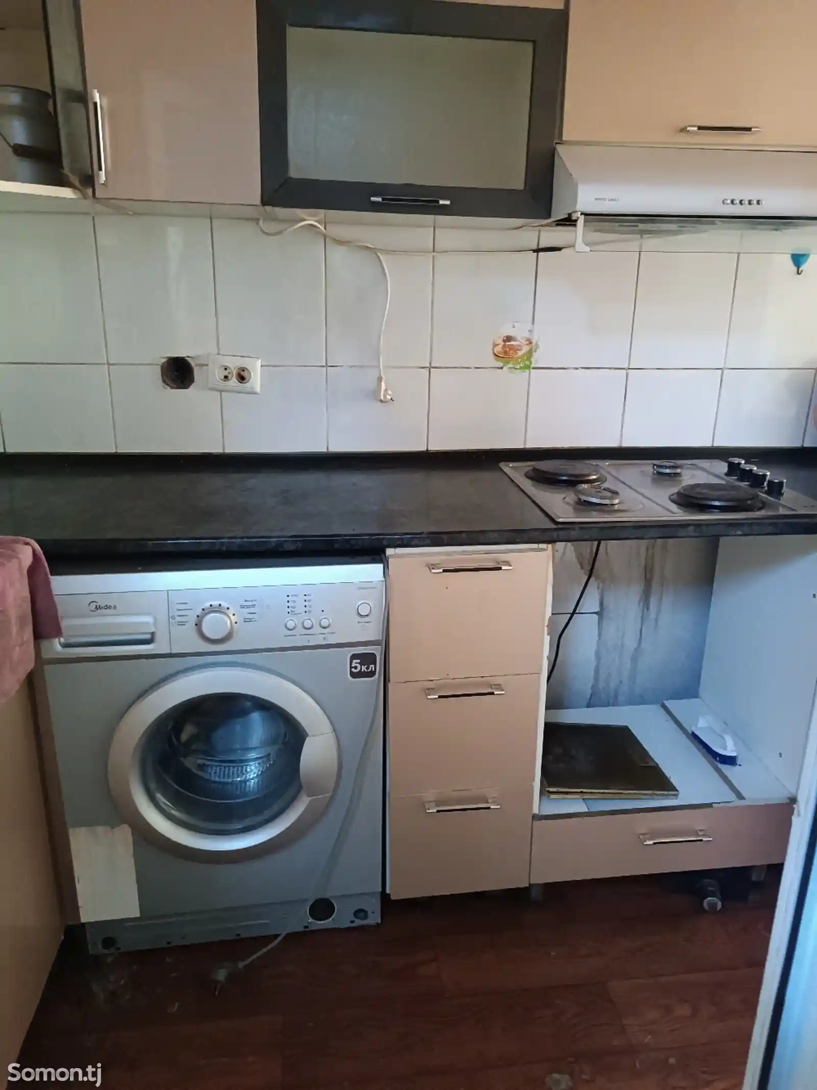 3-комн. квартира, 1 этаж, 60 м², н.сино-6